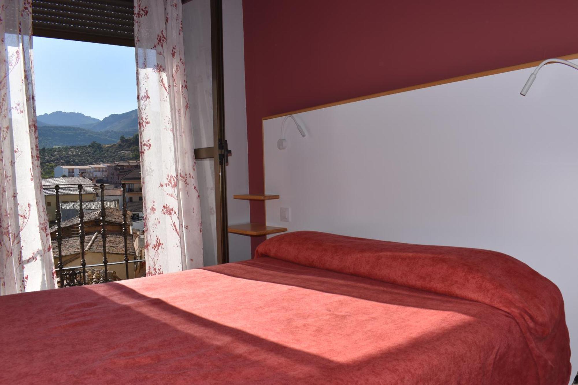 Hostal Altamira Guadalupe Гвадалупе Екстер'єр фото