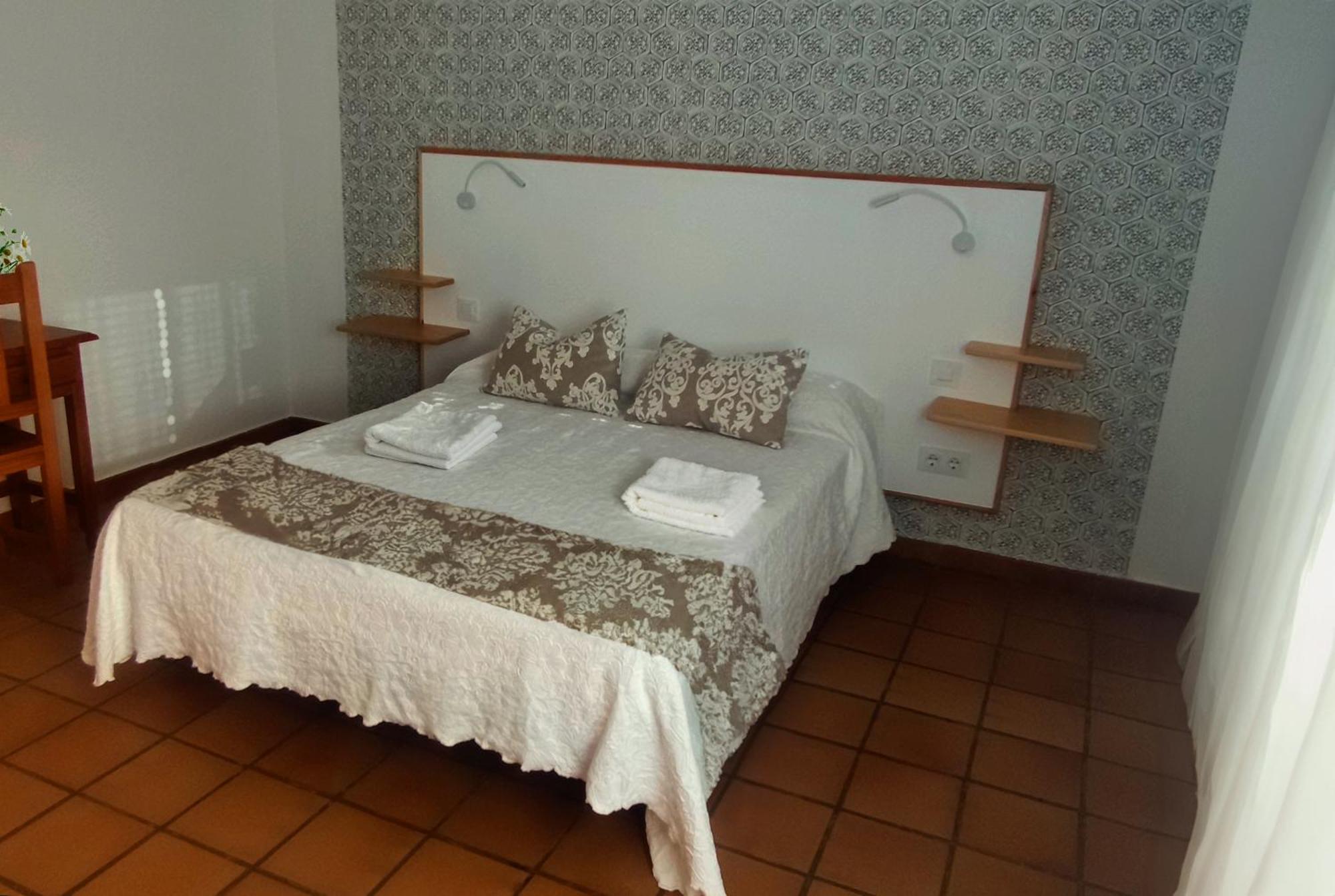 Hostal Altamira Guadalupe Гвадалупе Екстер'єр фото